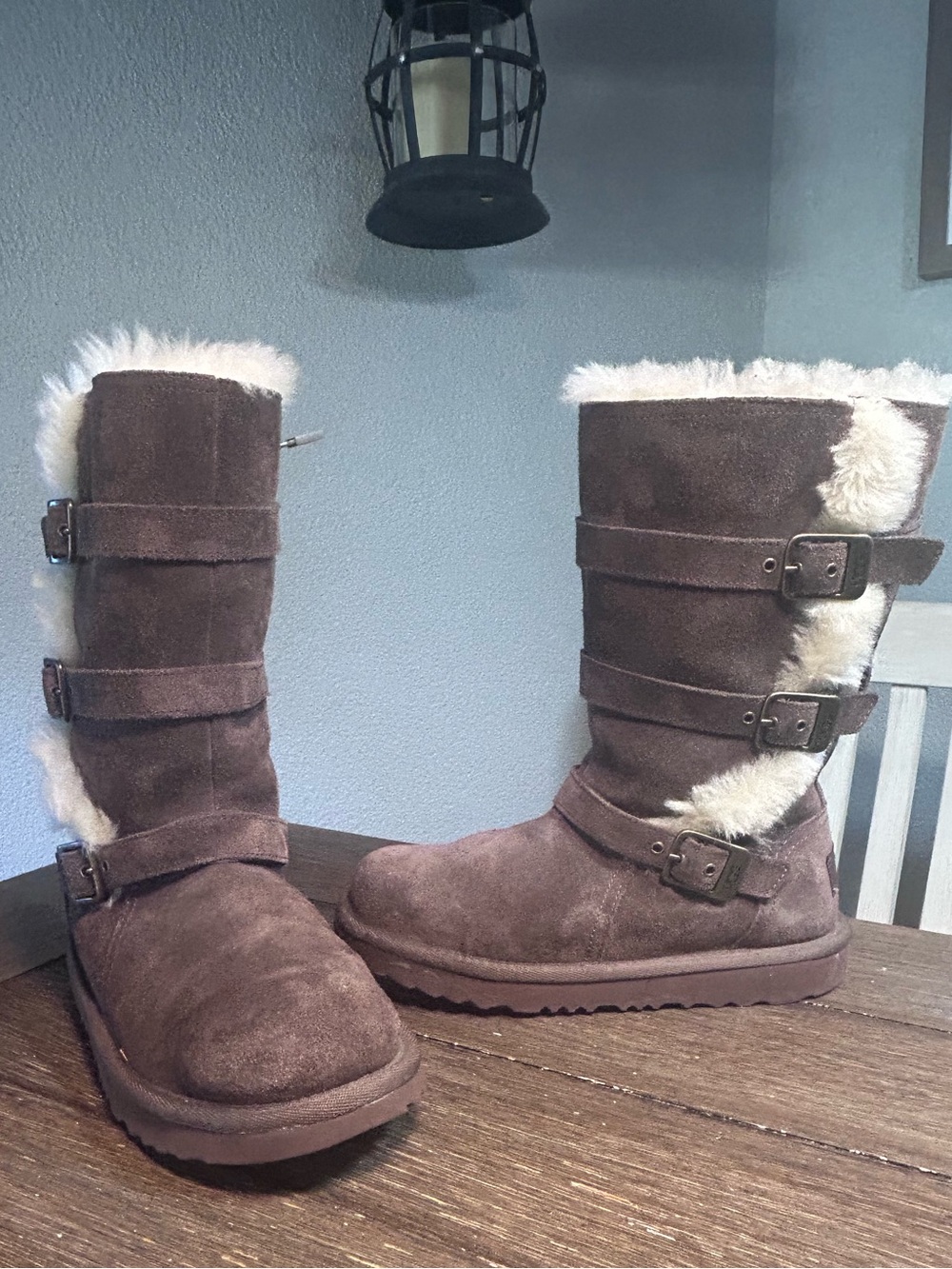 UGG Maddi II boots size 2